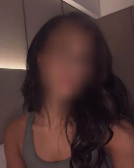 Dilara, 33