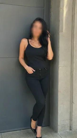 Femke, 33