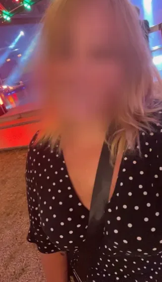Fenna, 28