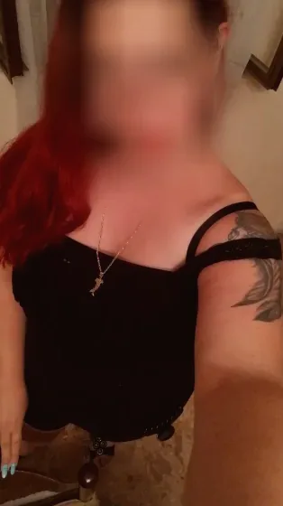 Karin, 34