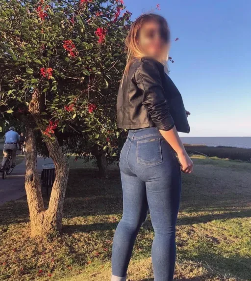 Mila, 36
