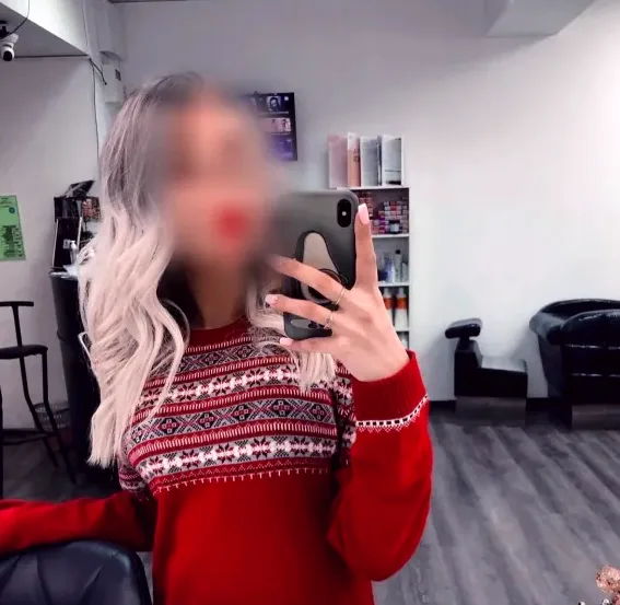 Petra, 35