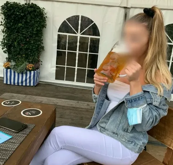 Rosanne, 26