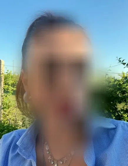 Vera, 28